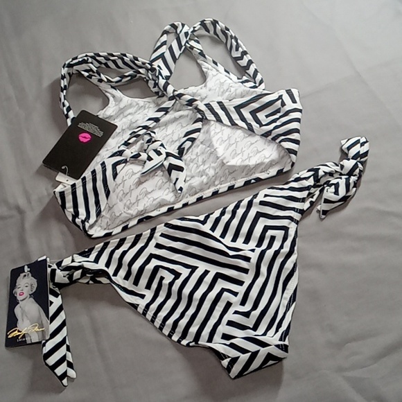 Bathing Suit Marilyn Monroe Swimwear TWO Piece BIKINI BLACK WHITE NEW LARGE - Picture 7 of 10